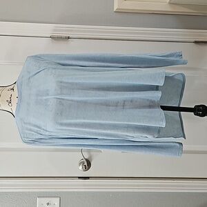 Under armor Large Breathe Long sleeve, Light blue